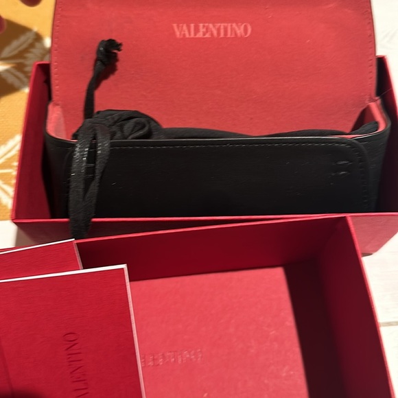 VALENTINO SUNGLASSES Fluorescent PINK